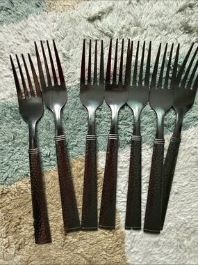 Hammered Stainless Steel Dinner Forks - Matte Finish. Sets of 7.